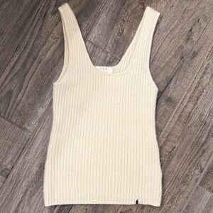 Chic Beige Ribbed 100% cashmere Tank Top
